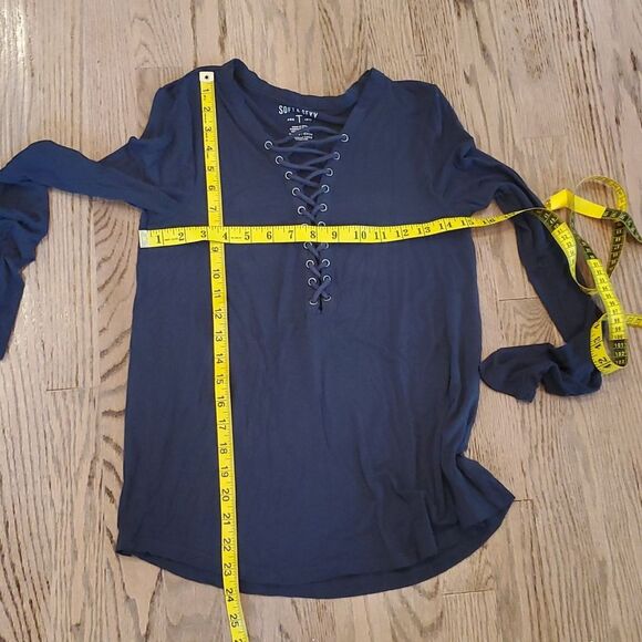 American Eagle Soft & Sexy Lace Up Long Sleeve Tee in XS Soft Black - Picture 6 of 6